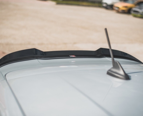 heck-spoiler-aufsatz-abrisskante-v3-fuer-ford-fiesta-mk8-st-st-line-schwarz-hochglanz~4