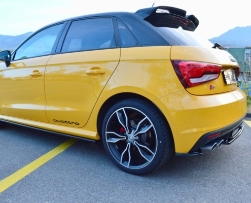 seitenschweller-ansatz-cup-leisten-fuer-audi-s1-8x-schwarz-hochglanz~2