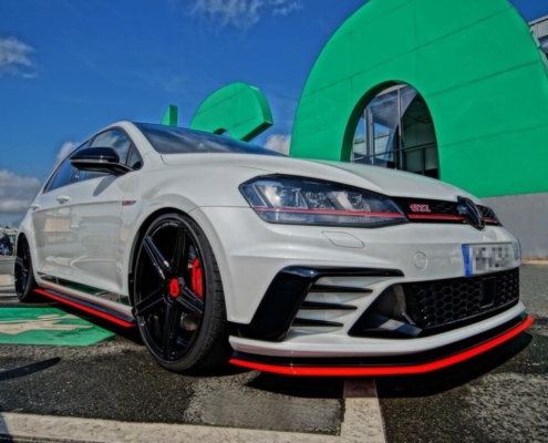 seitenschweller-ansatz-cup-leisten-fuer-vw-golf-mk7-gti-clubsport-schwarz-hochglanz~3
