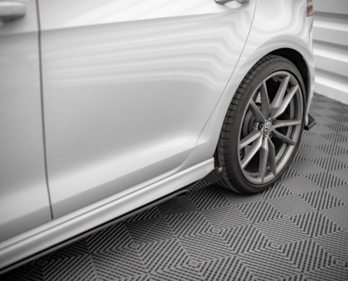 seitenschweller-flaps-fuer-vw-golf-r-mk7-schwarz-hochglanz~3