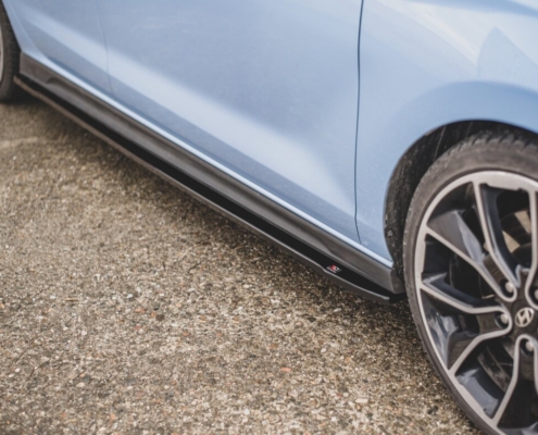 seitenschweller-ansatz-cup-leisten-v4-fuer-hyundai-i30-n-mk3-hatchback-fastback-schwarz-hochglanz~4